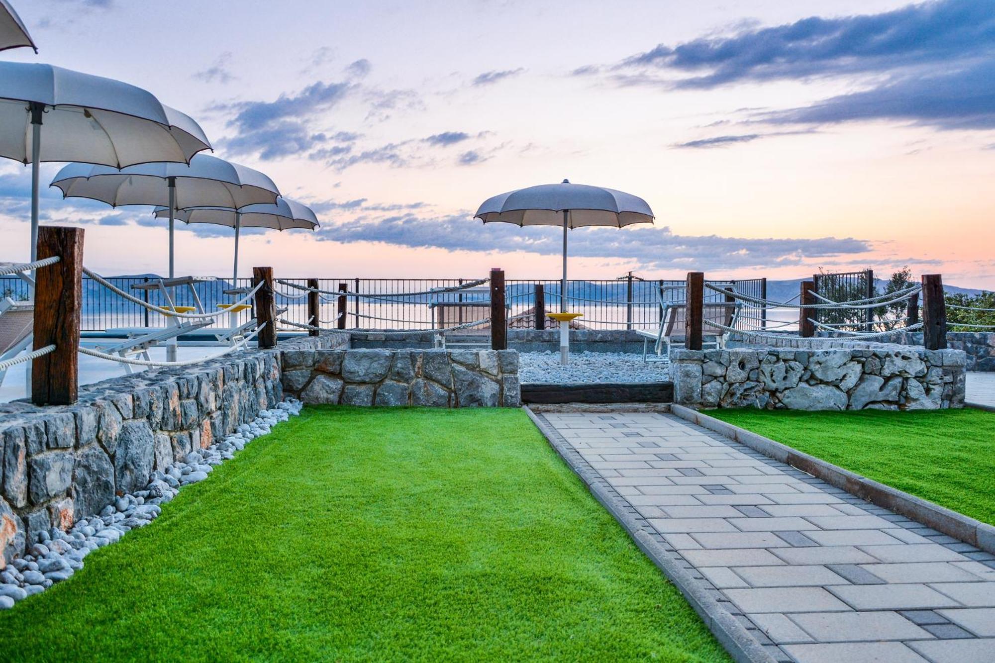 Sea View Apartment สเวติยูไร ภายนอก รูปภาพ