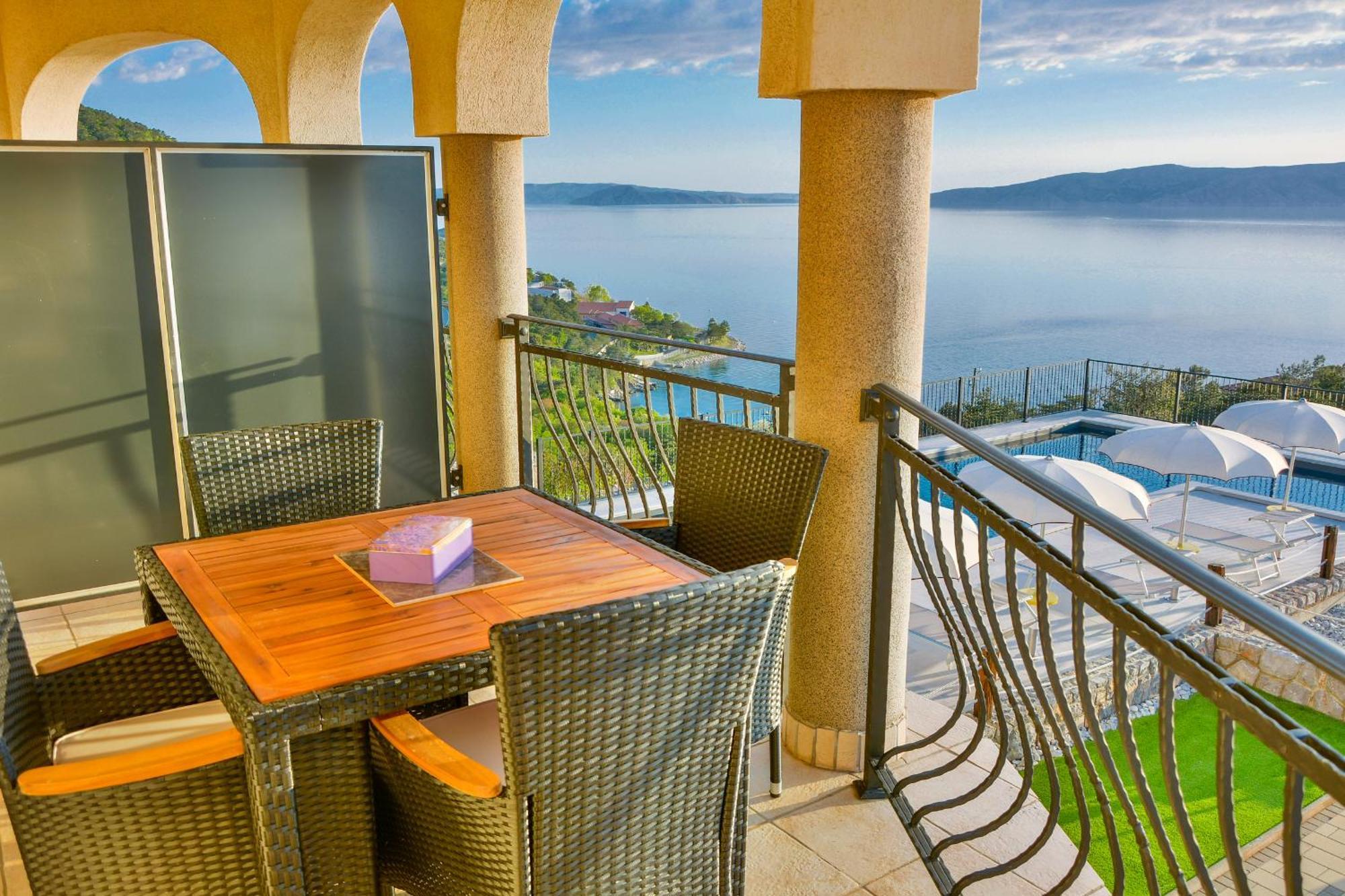 Sea View Apartment สเวติยูไร ภายนอก รูปภาพ