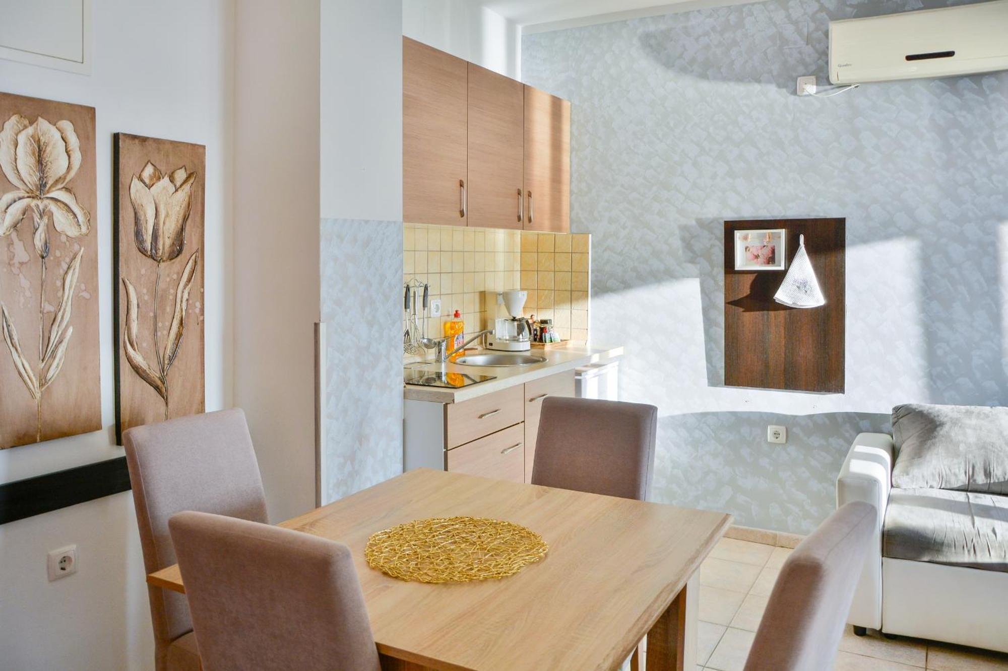Sea View Apartment สเวติยูไร ภายนอก รูปภาพ