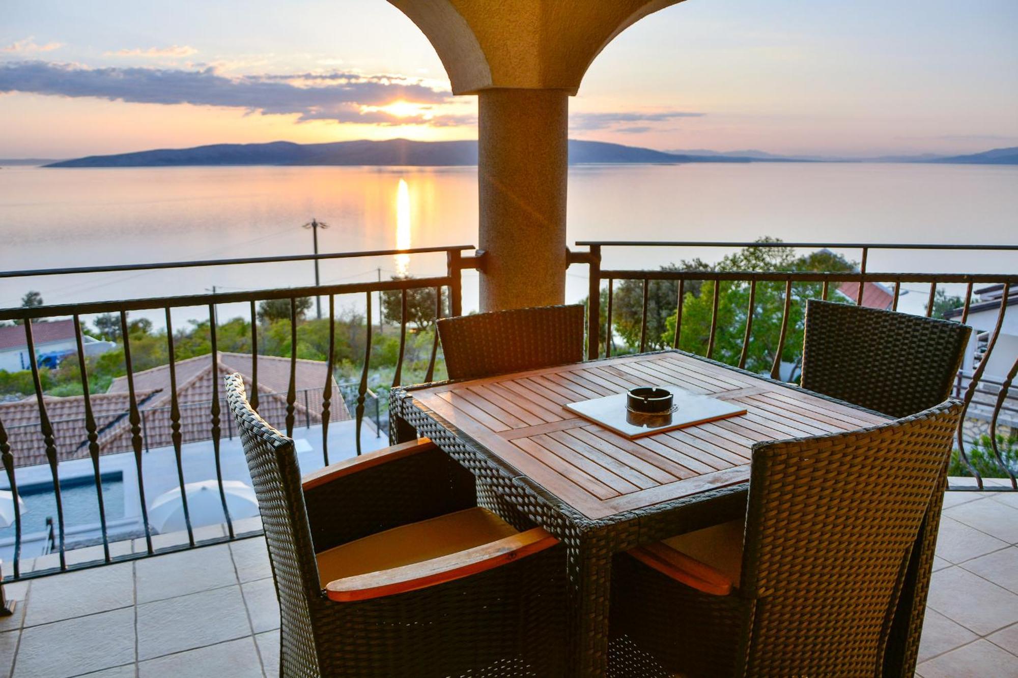 Sea View Apartment สเวติยูไร ภายนอก รูปภาพ
