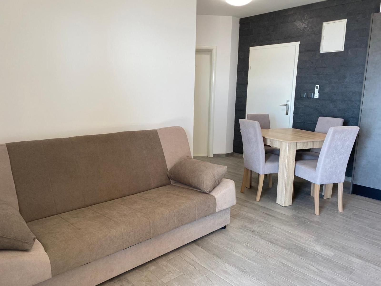 Sea View Apartment สเวติยูไร ภายนอก รูปภาพ